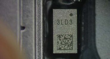 iPhone 15 l3d3
