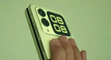 Huawei Nova Flip